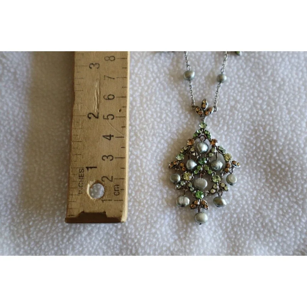 Vtg Necklace Faux Pearls Silver Tone Green Brwn Rhinestones Dangle Pendant 18"+ - Picture 4 of 10